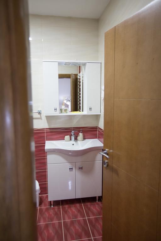 Apartmani Mg Niksic Exterior photo