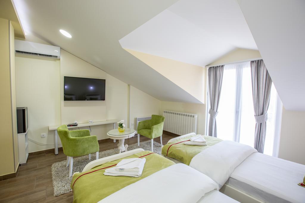 Apartmani Mg Niksic Exterior photo