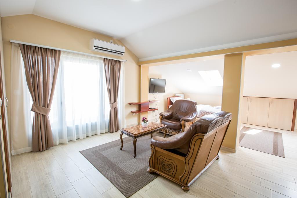 Apartmani Mg Niksic Exterior photo
